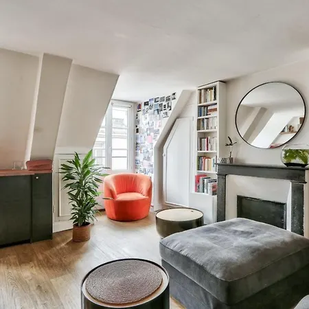 Nice Studio In The Heart Of * Paris
