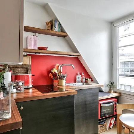 Nice Studio In The Heart Of Paris